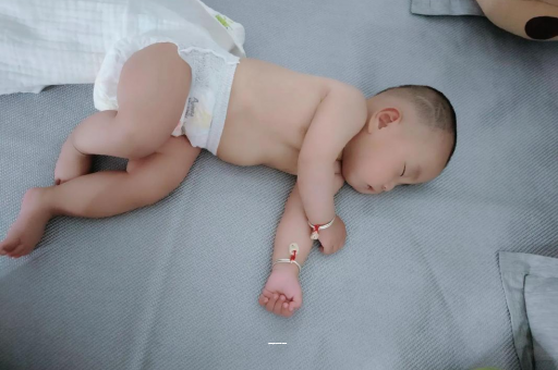 南县宝宝上火有眼屎